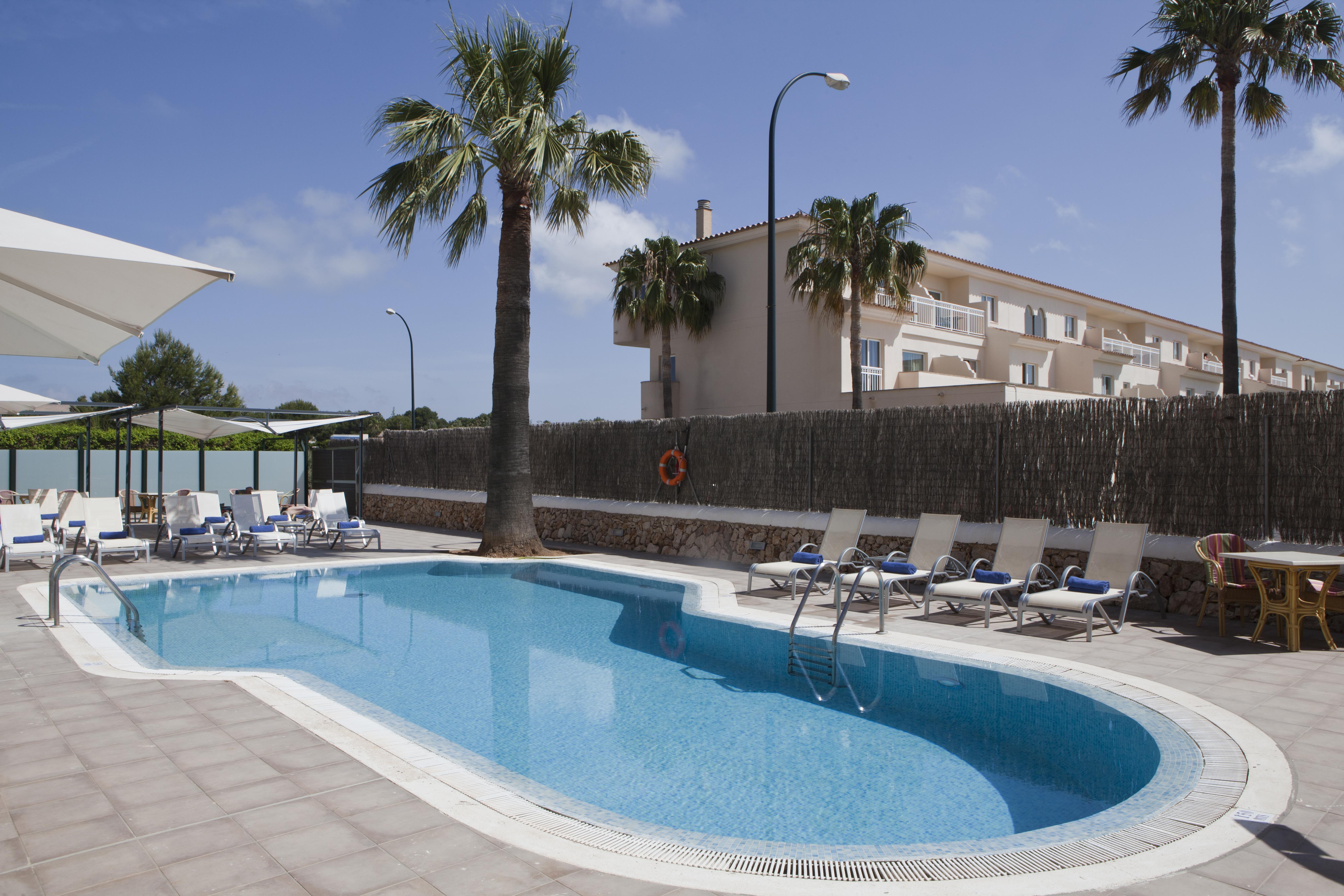 Aparthotel Isla De Cabrera Colonia de Sant Jordi Exterior foto